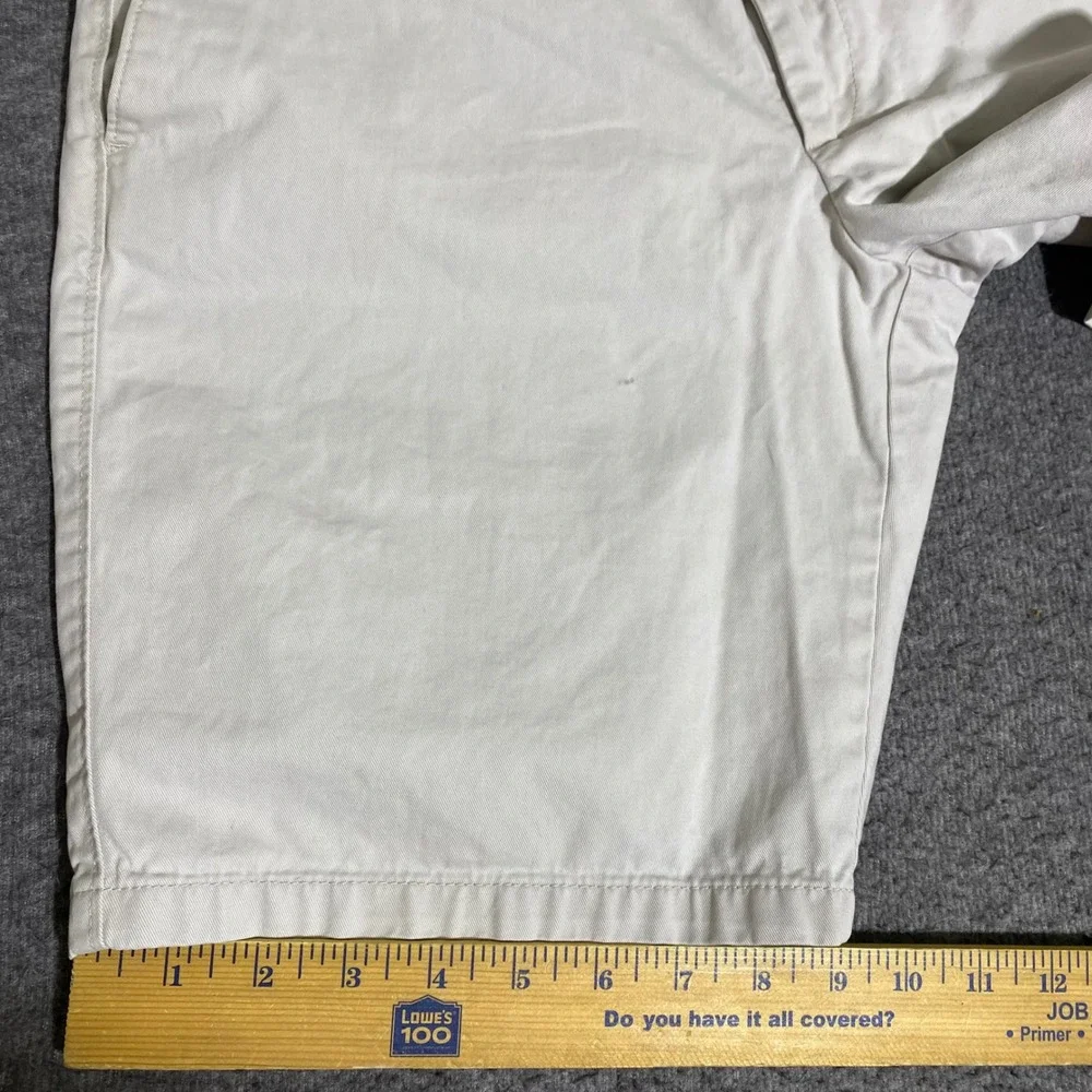 Banana Republic Aiden Short 31 Feather Grey Cotton Chino Shorts Casual 543834-02